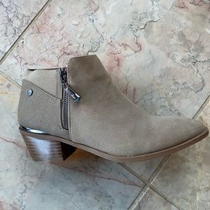 Simply Vera Wang Booties